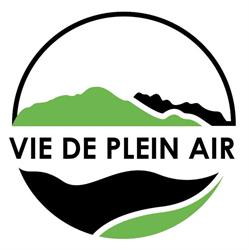 Vie de Plein air, Magog, QC opening hours