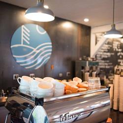 Cloudburst Cafe, Squamish, BC opening hours