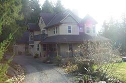 The Artist and The Quiltmaker - Victorian B & B, Roberts Creek, BC opening hours