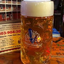 Leo's Pub and Grill, Pincher Creek, AB opening hours