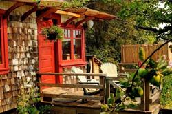 Orchard Cabin, Salt Spring Island, BC opening hours