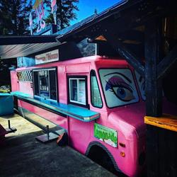Pinky's Roadside Diner, Saint-Léonard, NB opening hours