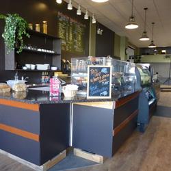 Luscious Coffeehouse & Eatery, Three Hills, AB opening hours