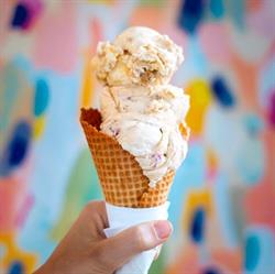 Fete Ice Cream & Coffee, Winnipeg, MB opening hours