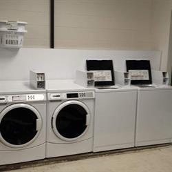 Snappy Cleaners Laundromat, Wetaskiwin, AB opening hours