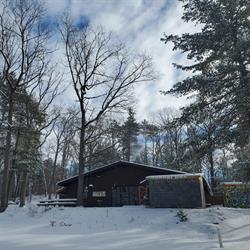 The Chalet, Grand Bend, ON opening hours