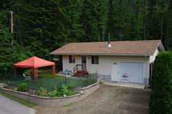 Sunnybrae Cottage, Tappen, BC opening hours