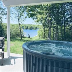 L'Escapade du Lac, Lac-Etchemin, QC opening hours
