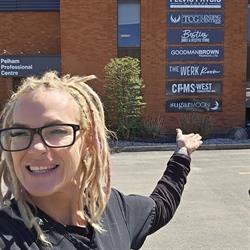 Isis Body Sugaring and Day Spa, Fonthill, ON opening hours
