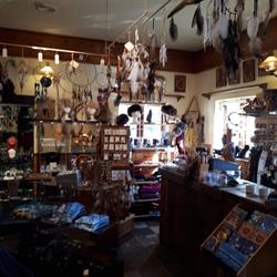 Art Amerindien, Sainte-Marguerite-du-Lac-Masson, QC opening hours