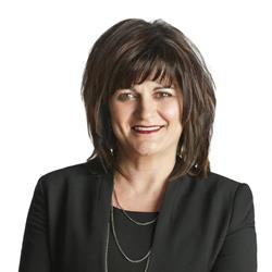 Lucia Arnieri, Edmonton, AB opening hours