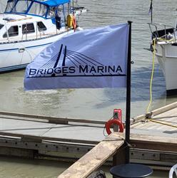 Bridges Marina, Richmond, BC opening hours