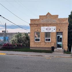 She Has It All, Roblin, MB opening hours