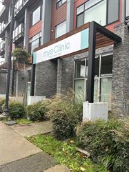 Myo Clinic- Brentwood Bay, opening hours