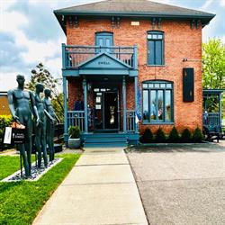 M & Mme Swell, Bromont, QC opening hours