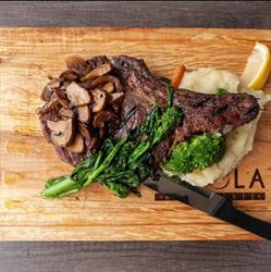 Parola Ristorante, Maple, ON opening hours