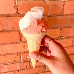 Tutto Gelato Toronto, opening hours