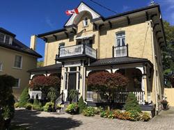 The Three Houses Inn, Stratford, ON opening hours