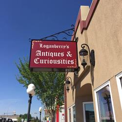 Logan Berry's Antiques & Curiousities, Calmar, AB opening hours