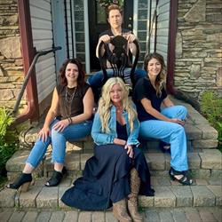 Gracie's Hair Design, Wainwright, AB opening hours