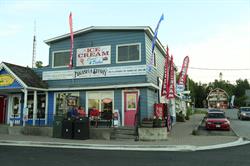 Peninsula Ice Cream and Treats, Tobermory, ON opening hours