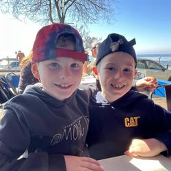 Rock N Tots, Langley, BC opening hours