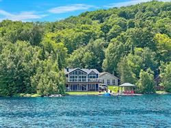 Buena Vista, Haliburton, ON opening hours