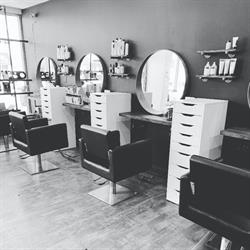 The Onyx Salon Collective, Burlington, ON opening hours
