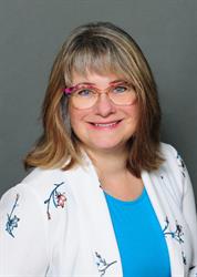 Sharon Busse, Huntsville, ON opening hours
