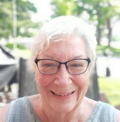 The Wee Craft Shop, Fenelon Falls, ON opening hours