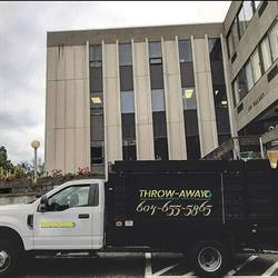 Throw away junk removal services in Surrey, BC (Whalley) - Opening Hours