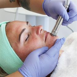 Mint Smilebar & Cosmetic Clinic, Port Moody, BC opening hours