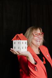 Michelle Eldjarnson Real Estate, Chestermere, AB opening hours