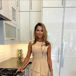 Zuzana Misik, Toronto, ON opening hours
