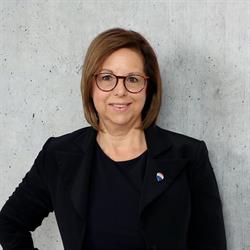 Manon Lachapelle - Courtier immobilier agréé - REMAX Crystal, Blainville, QC opening hours