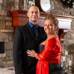 Jessica & Darryl Van Sickle, Brantford, ON opening hours