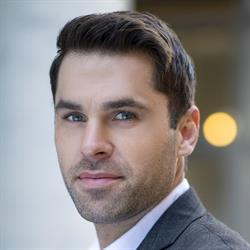 Devin Laurent Real Estate in Vancouver, BC (Yaletown) - Opening Hours