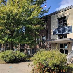 École internationale de Greenfield Park International School, opening hours