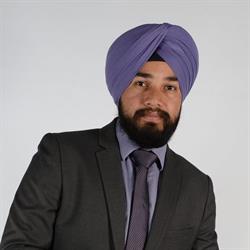 Manpreet, Brampton, ON opening hours