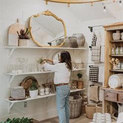 Candela Interiors, Brantford, ON opening hours