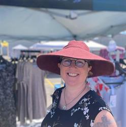 Blue Moon Fashions, Almonte, ON opening hours