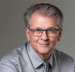 Ron Christensen of CIR Realty, Calgary, AB opening hours