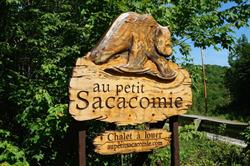 au petit Sacacomie, Saint-Alexis-des-Monts, QC opening hours