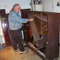 the "Piano Guy", Fort Erie, ON opening hours