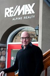Jack Aiken, Canmore, AB opening hours