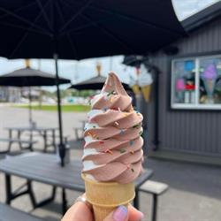 BB ICE CREAM, Deseronto, ON opening hours