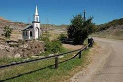 Drumheller's Little Church, opening hours