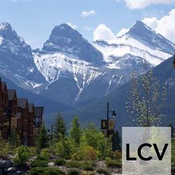 Luxury Canmore Vacations, opening hours