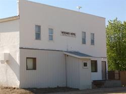 Weekes Hotel, opening hours