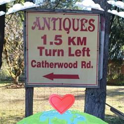 Black Creek Antiques, opening hours